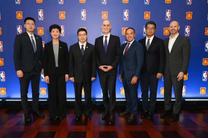 媒体人谈NBA与中国篮协合作：我们不缺天赋 缺的是天赋成长的环境